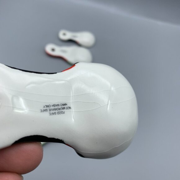 Cute Ceramic Snowman Measuting Spoons Christmas Baking - Picture 8 of 12